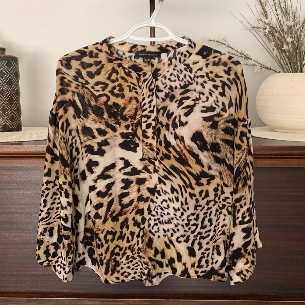 Banana Republic Leopard Print Blouse, Size XS